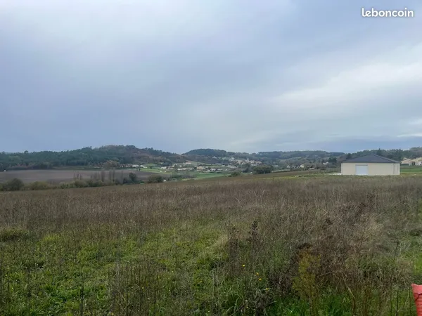 Terrain 2482 m² Léguillac-de-l'Auche 