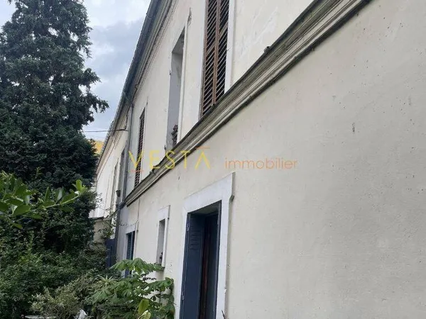 Immeuble 340 m² 