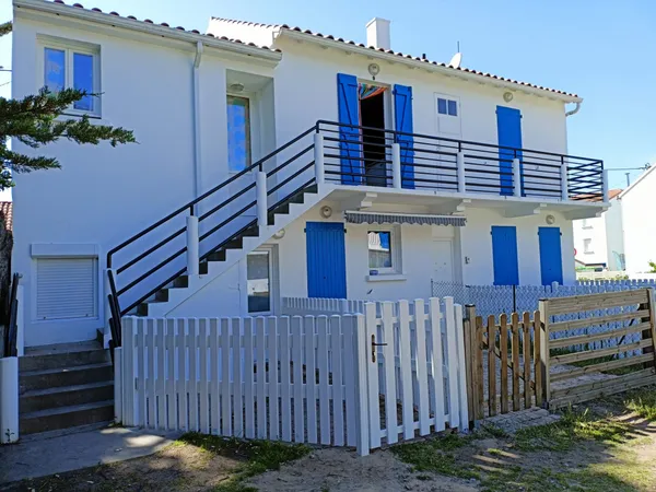 APPARTEMENT + PARKING, QUARTIER PLAGE ! 