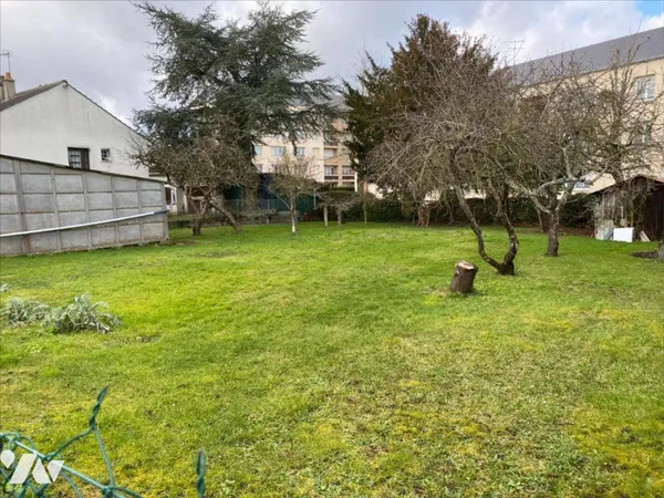 Terrain 573 m² 