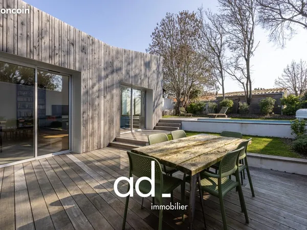 Maison 6 pièces 180 m² 