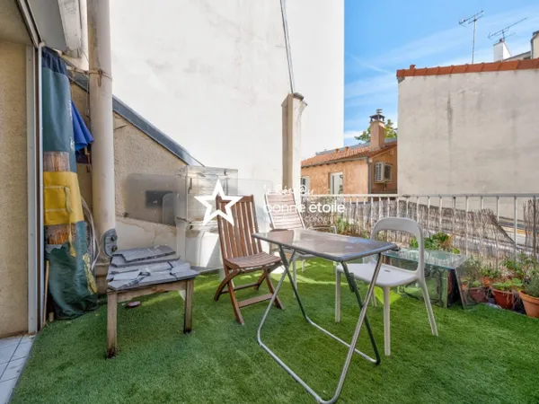 MAISON AVEC TERRASSE 