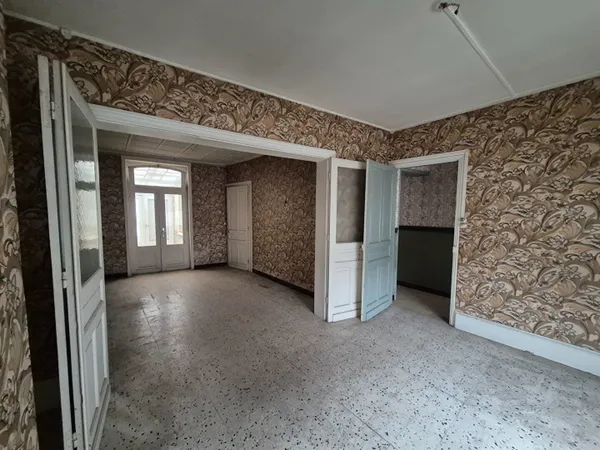Maison de ville à rénovée 
