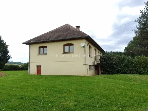 ENSEMBLE IMMOBILIER RECYCLERIE ET MAISON