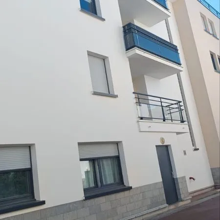 Appartement F3 à lour 