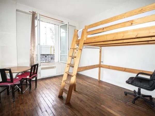 Studio 1 pièce 22 m² 