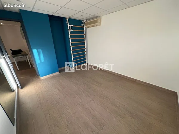 Local 39 m² MONTPELLIER 