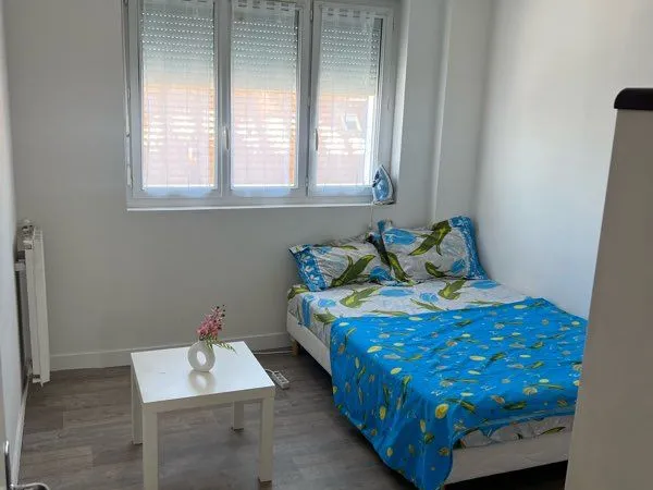 Chambre spacieuse colocation deuil la barre 