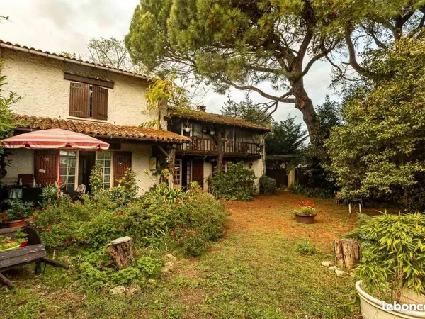 Maison 6 pièces 180 m² 