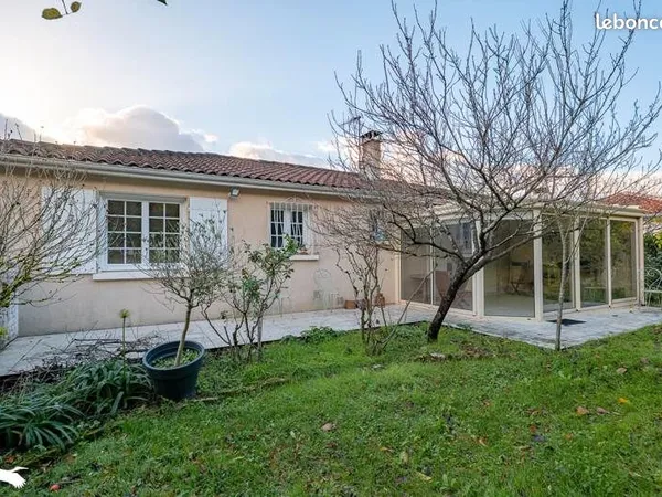 Pavillon 5 pièces 93 m² 