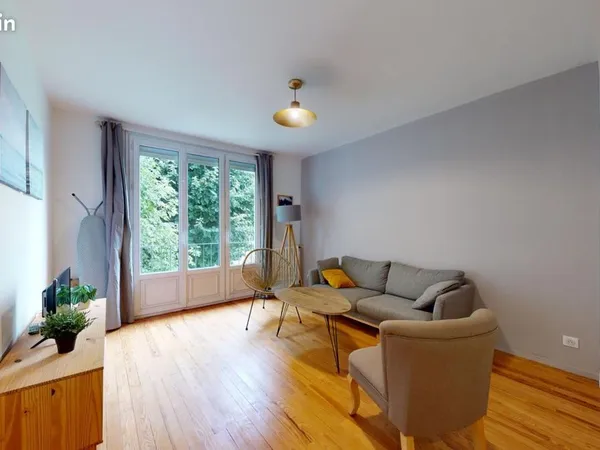 Chambre 4 pièces 63 m² 