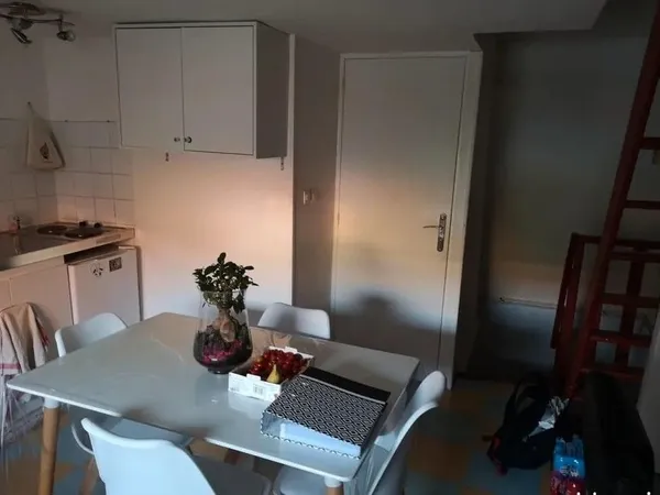 Beau studio lumineux 23m² dans une impasse calme 