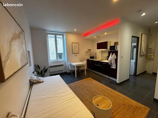 Appartement 1 pièce 27 m² 