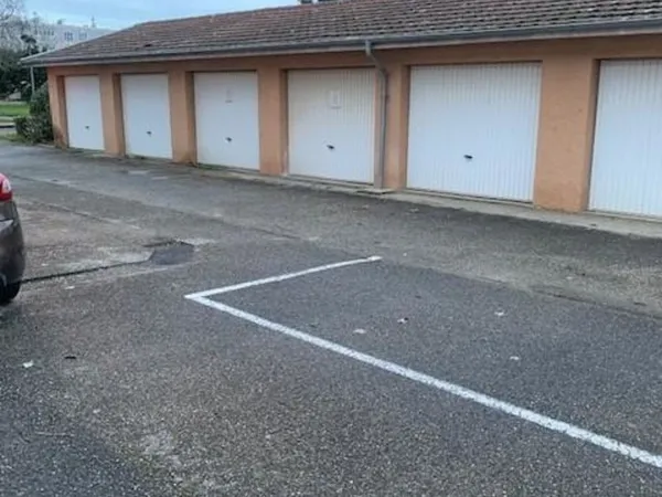 Parking - Garage Location Charvieu-Chavagneux   90€