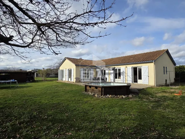 À vendre - Charmante maison de plain-pied à Vic-en-Bigorre 