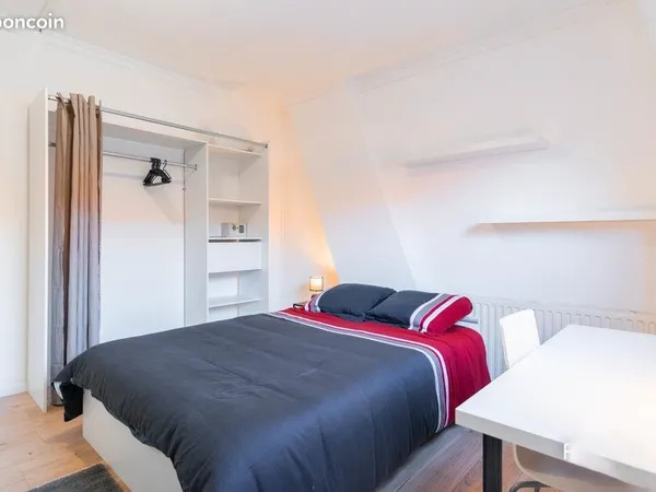 Roubaix proche edhec coloc douche et wc privatifs 