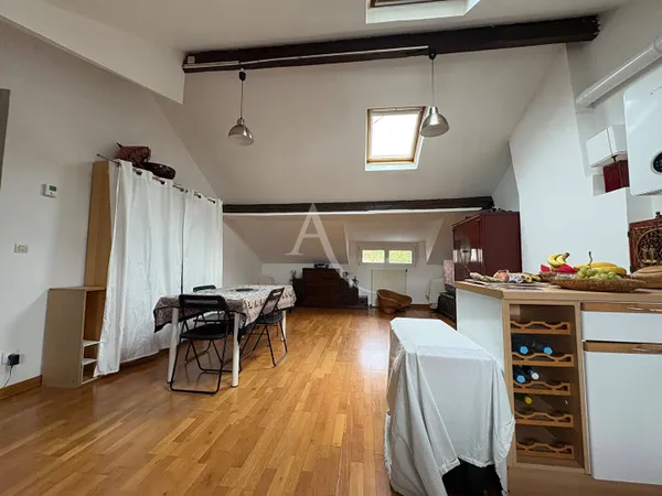 Appartement 4 pièces 80 m² 