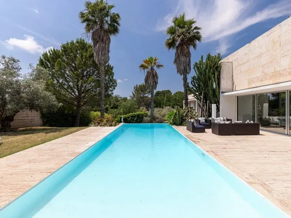 Villa 6 pièces 600 m² 