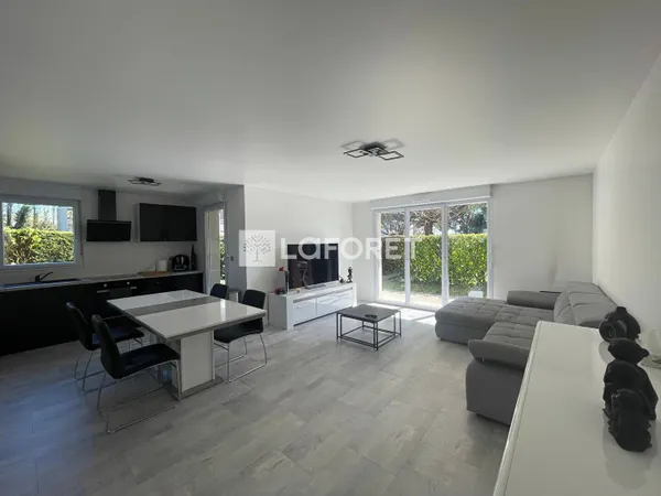 Appartement 2 pièces 64 m² 