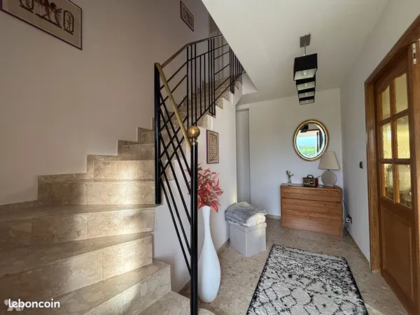 Pavillon 5 pièces 138 m² 