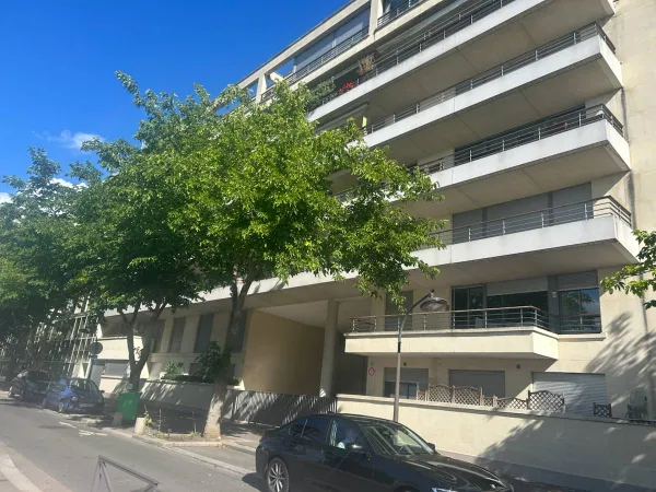 Loue appartement meublé 