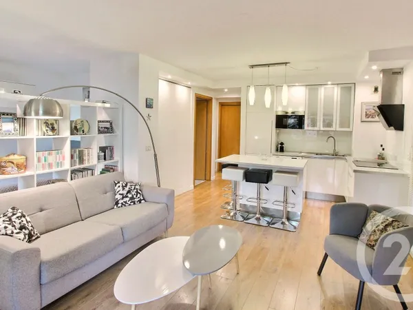 Appartement 2 pièces 56 m² 
