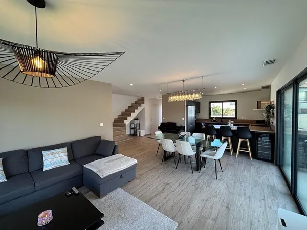 COUP DE COEUR SUPERBE VILLA RÉCENTE 130 M² 4 chbres sur 400 m² terrain 