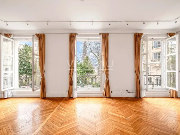 Paris XVIe Trocadéro - Vue tour Eiffel Appartement Familial et 