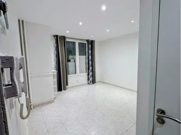 Studio Marseille 7eme 