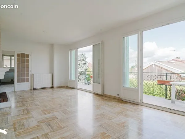 Maison 6 pièces 147 m² 