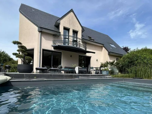 Maison 5 pièces 200 m² 