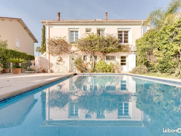 Maison 5 pièces 117 m² 