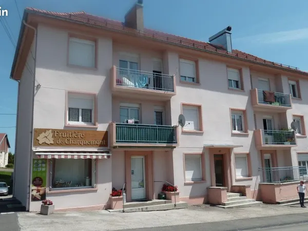 Appartement 4 pièces 77 m² 