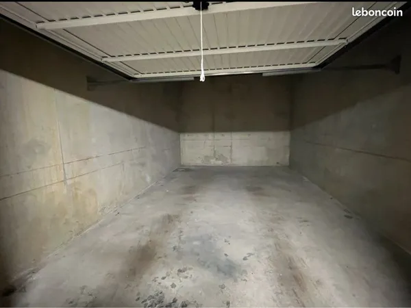 Garage la Lironde 