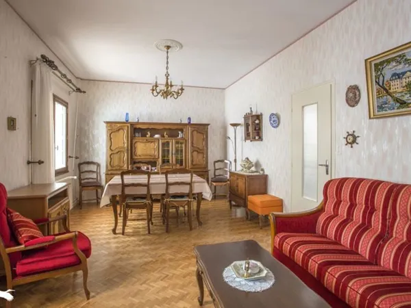 Maison de 4 pièces principales 