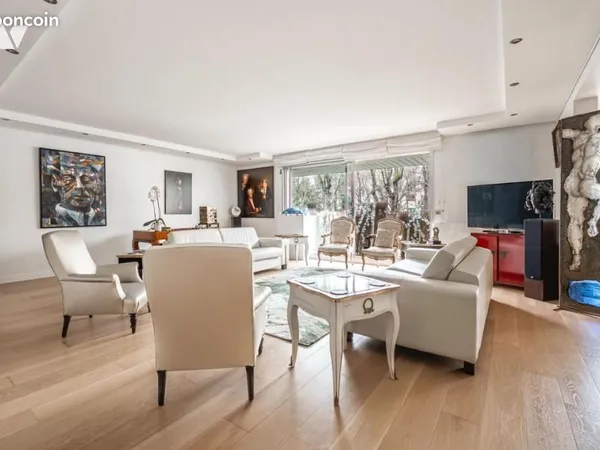 Appartement 5 pièces 163 m² 
