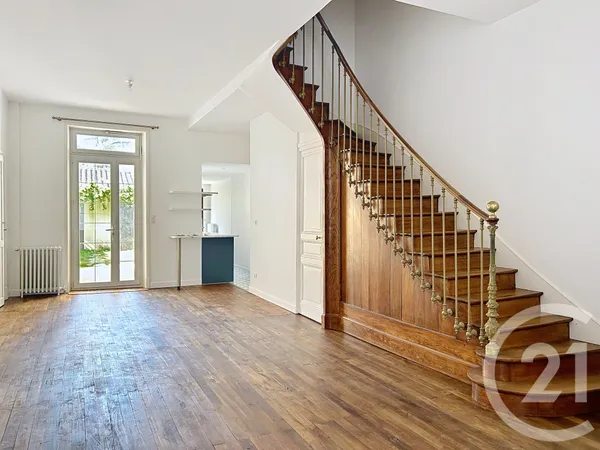 Maison 5 pièces 114 m² 