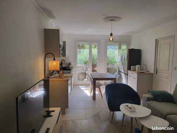 Chambre 13m² - Colocation Amouroux 4 Personnes - Proche Hyper Centre 