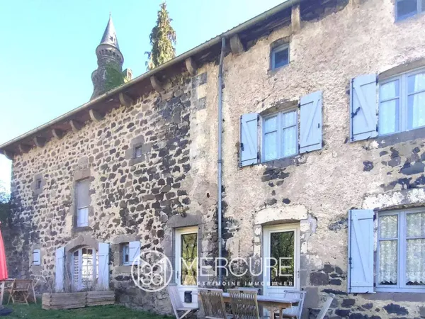 Maison 10 pièces 176 m² 
