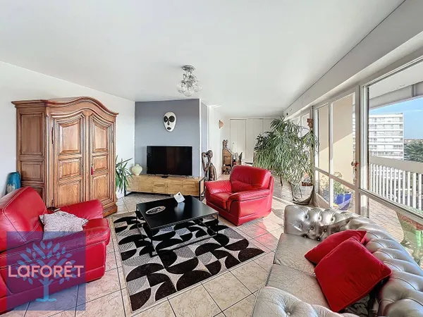 Appartement 4 pièces 83 m² 