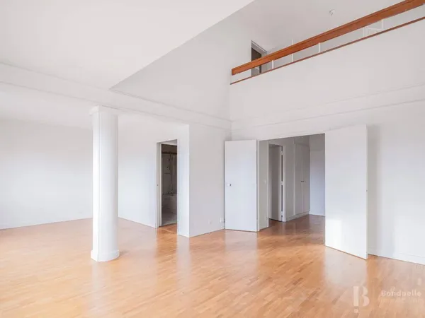 Appartement 5 pièces 168 m² 