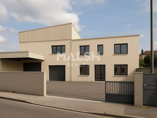 Local d'activité 2478 m² 
