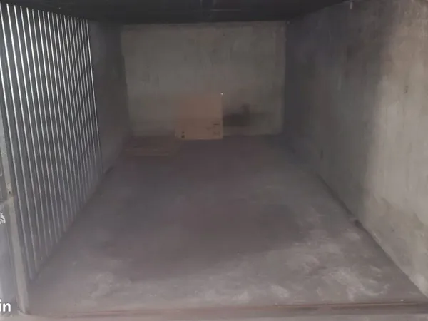 Box / Garage fermé - Le Chesnay Parly 2 
