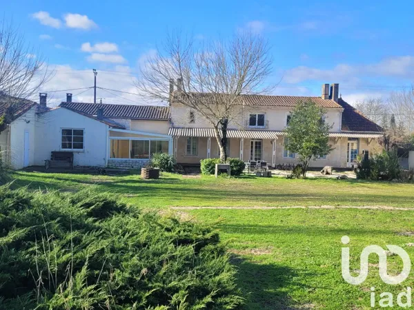 Maison 12 pièces 320 m² 