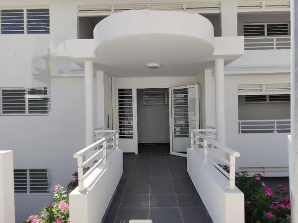 Appartement T3 de standing NEUF de 58.96 m2 avec terrasse 15 m2 et jardinet 
