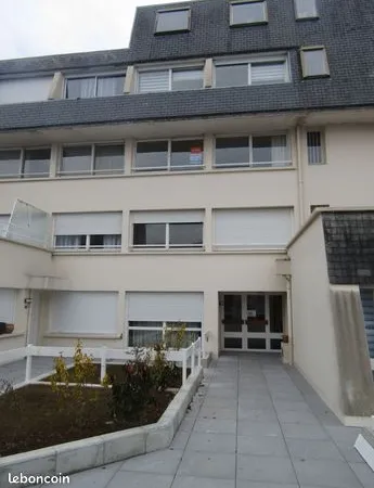 Studio 1 pièce 38 m² 