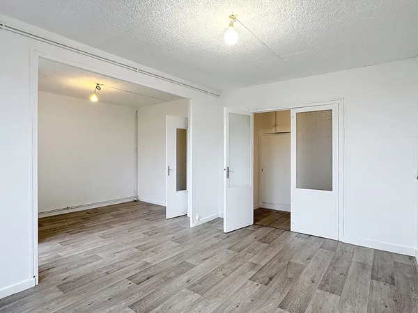 APPARTEMENT T4 BORDEAUX 83 M2 