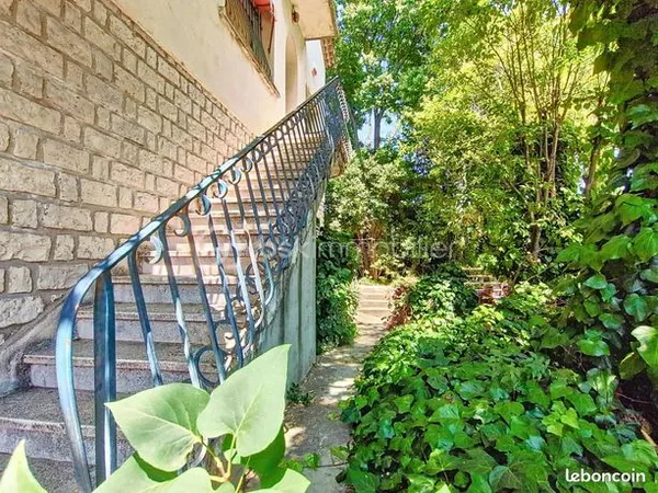 Appartement 4 pièces 97 m² 