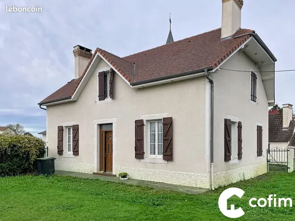 Propriété 6 pièces 134 m² 