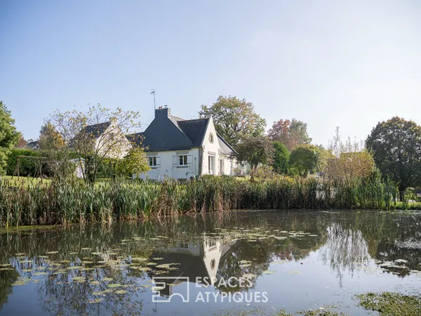 Maison avec son étang, ses cabanons et son terrain constructible 